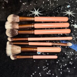 Luxie Peach-Pink Rose Gold 7pc Makeup Brush Set